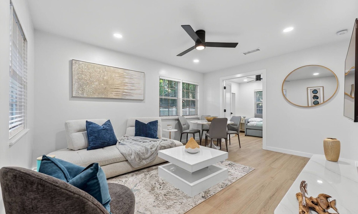Tropic Isle Apartment | The Sands- 2 Miles To Atlantic Ave - Steps to Beach