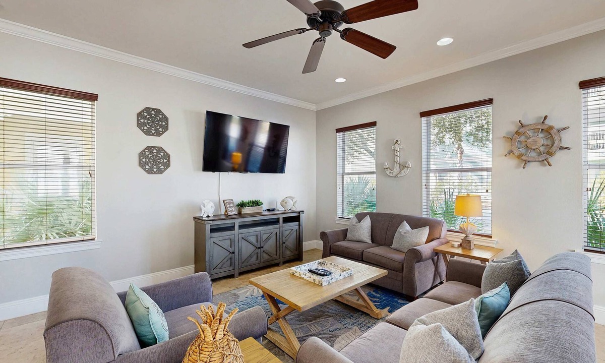 Villages of Crystal Beach House | Three-Story Home w/Washer/Dryer, Gas Grill, Central A/C, & Shared Pool, Hot Tub