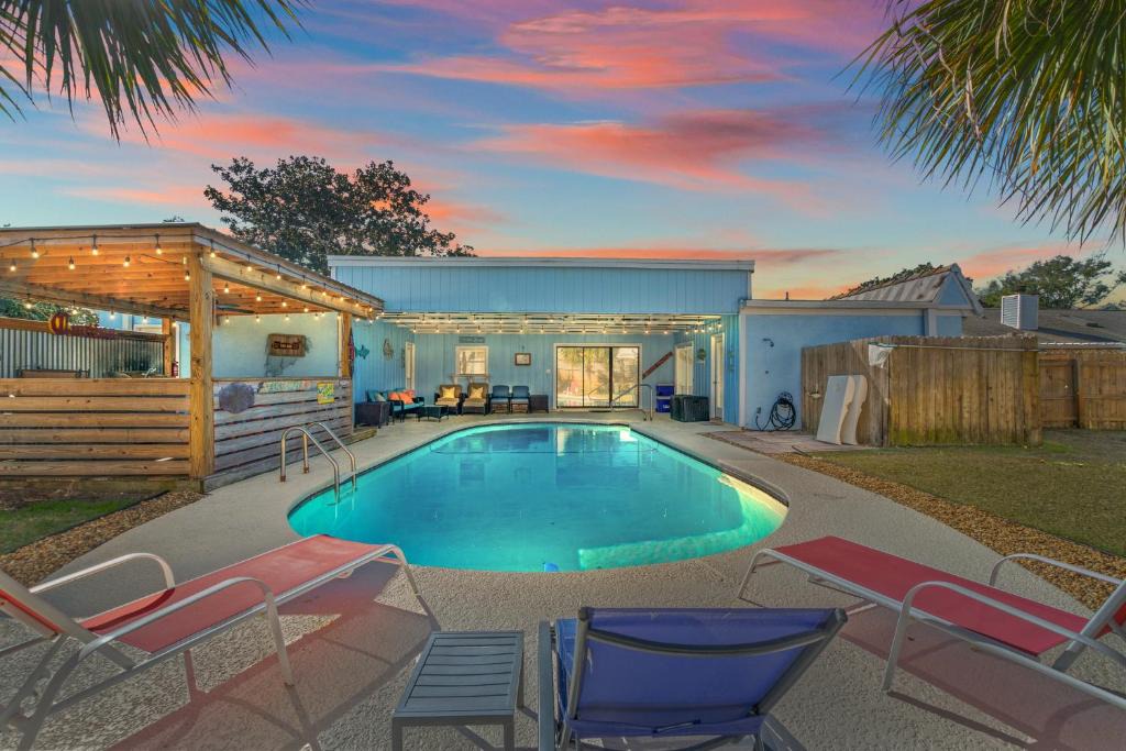 Thomas Drive House | Tiki Hut - Private Pool Home, Game Room, 5 Min Drive 2 Beach, FREE Daily Activities