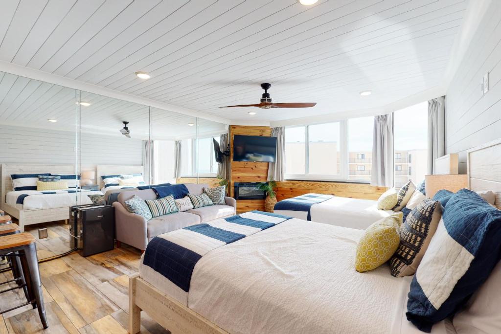 Panama City Beach Apartment | Top of the Gulf