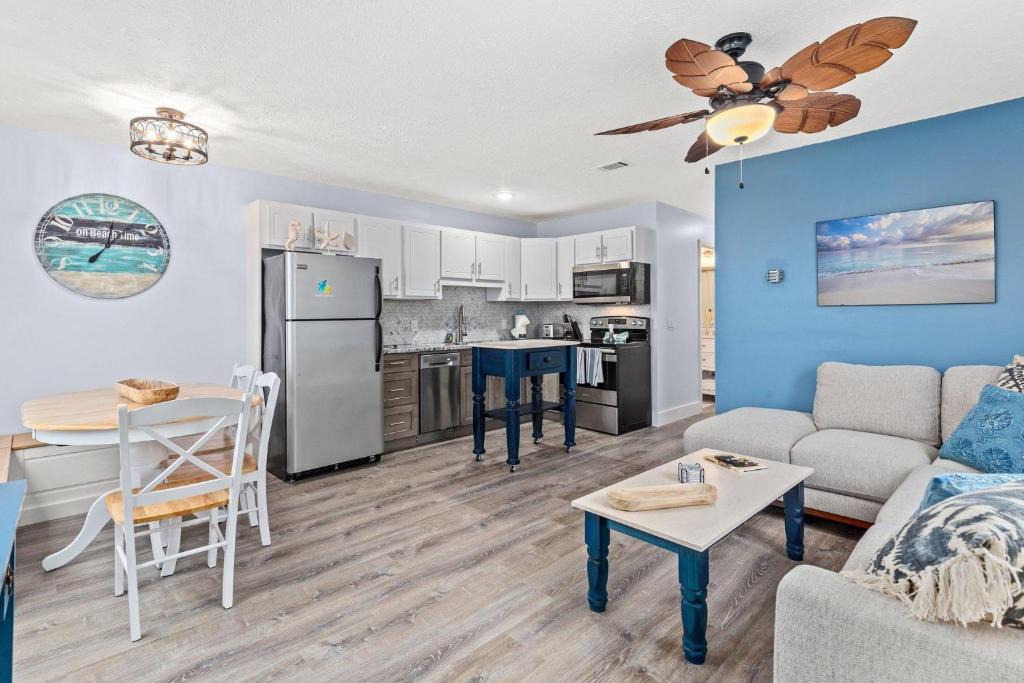 Bahama Beach House | Top Shelf 47 Unit C