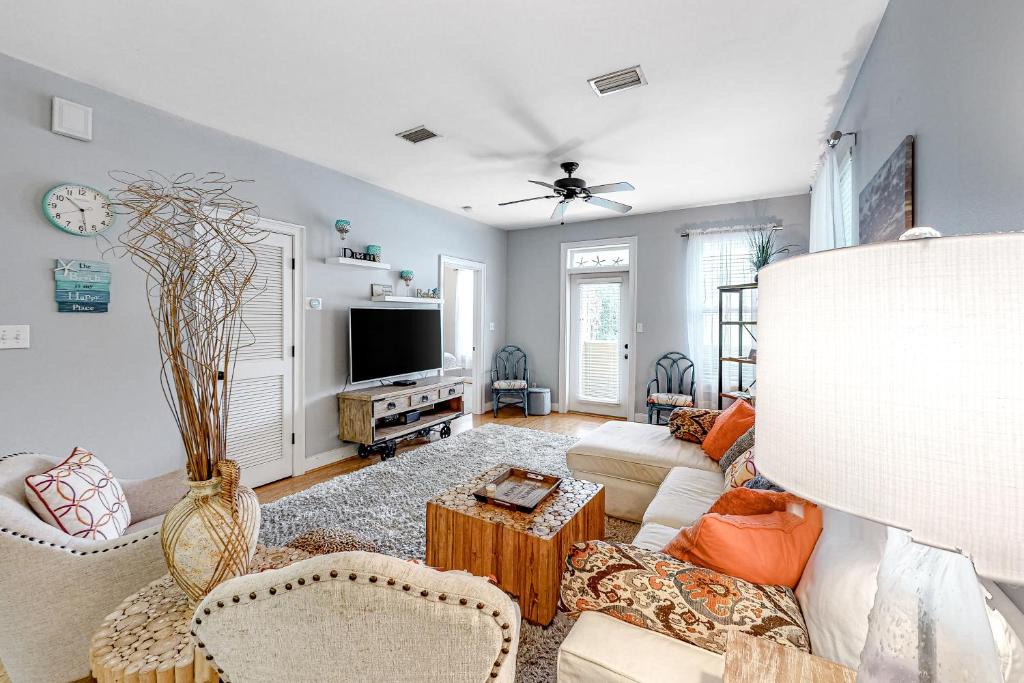 Dune Allen Beach Apartment | Topsail Village Away on Wildflower