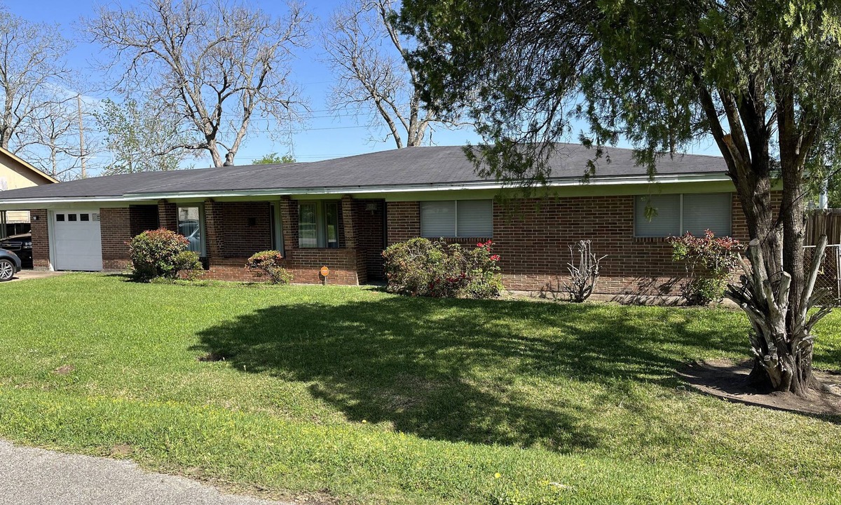 Beaumont House | Traditional 3-bedroom home with modern amenities
