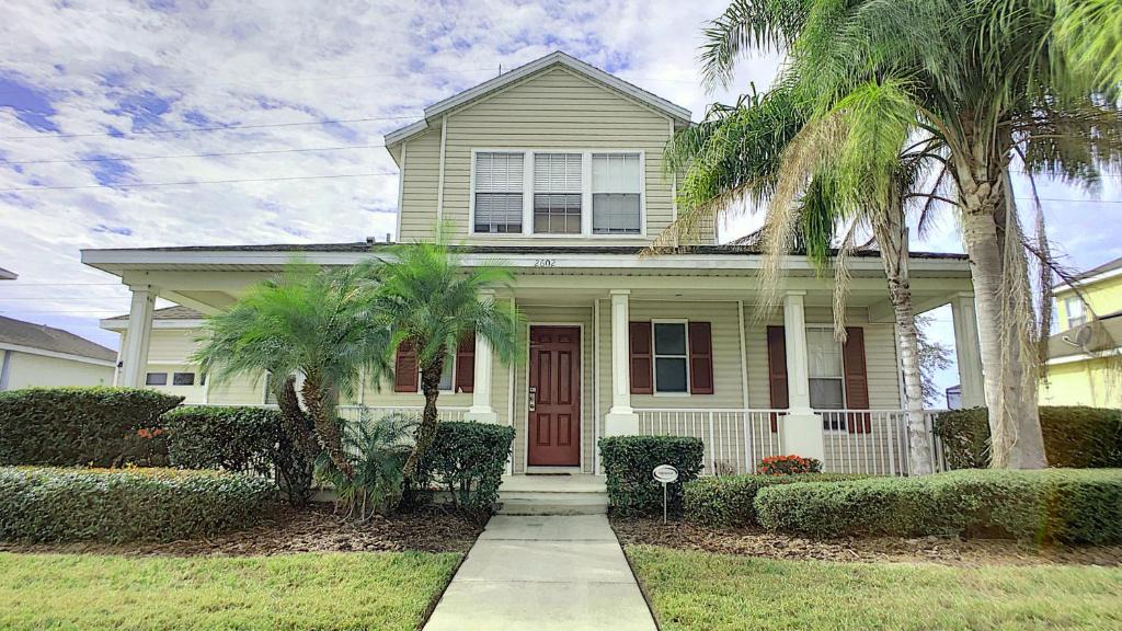 Trafalgar Village Villa | Trafalgar Village 2602