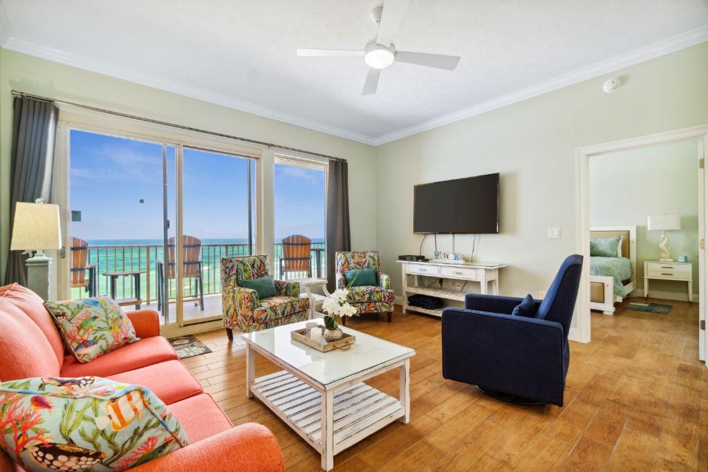 Lower Grand Lagoon Apartment | Treasure Island #0303