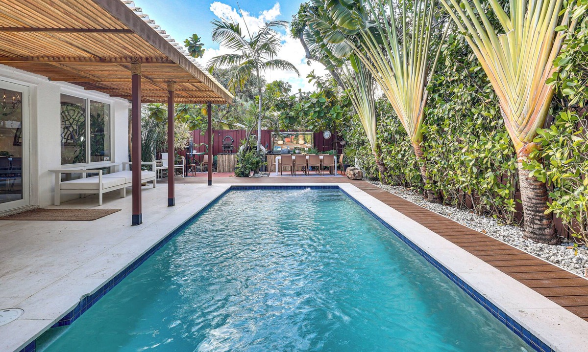 Seybold House | Tropical backyard w/pool: 10 min from Miami Beach!