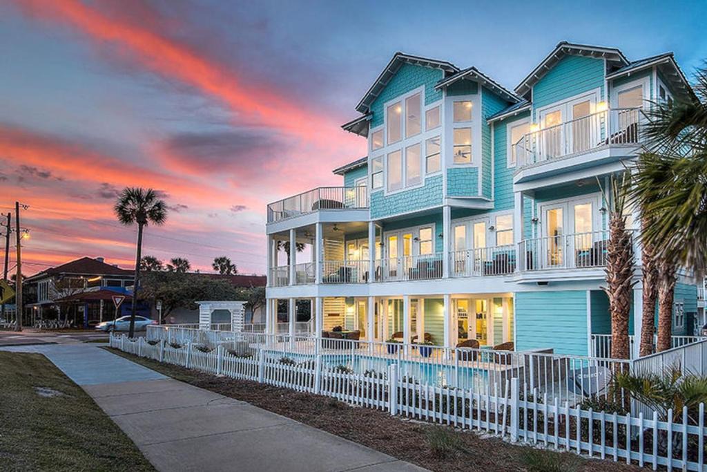 Crystal Shores House | Turquoise by the Gulf by Five Star Properties