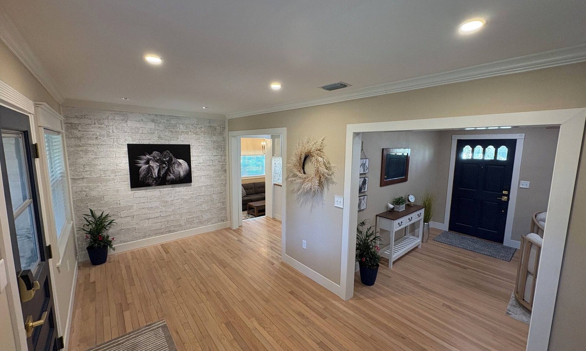 Fort King District House | Updated Ocala Home - Close to WEC, HITS & Downtown