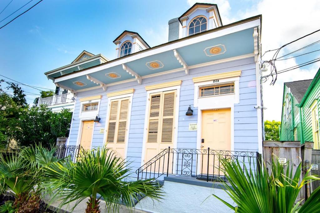 Treme Apartment | Ursulines Historic Creole Cottage (D) Steps to Qtr