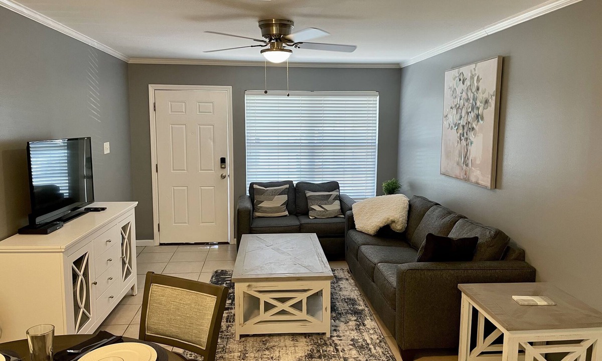 Gray Apartment | Very Spacious, Open Floor Plan 2 Bedroom Apt.
