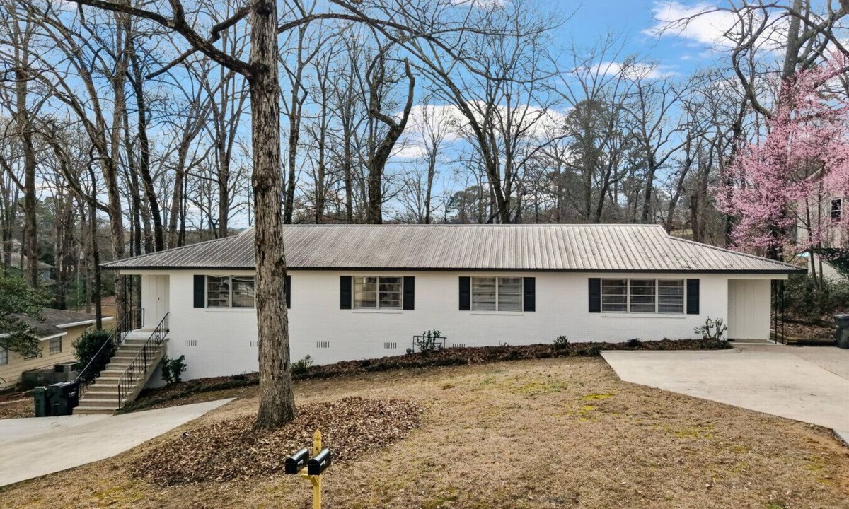 Crestline Heights House | Vestavia 6 BR Duplex Great Location