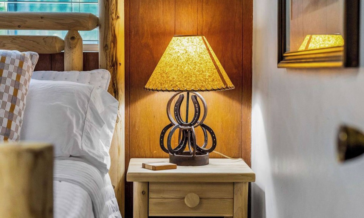 Jasper House | Vintage Smith Lake Retreat!