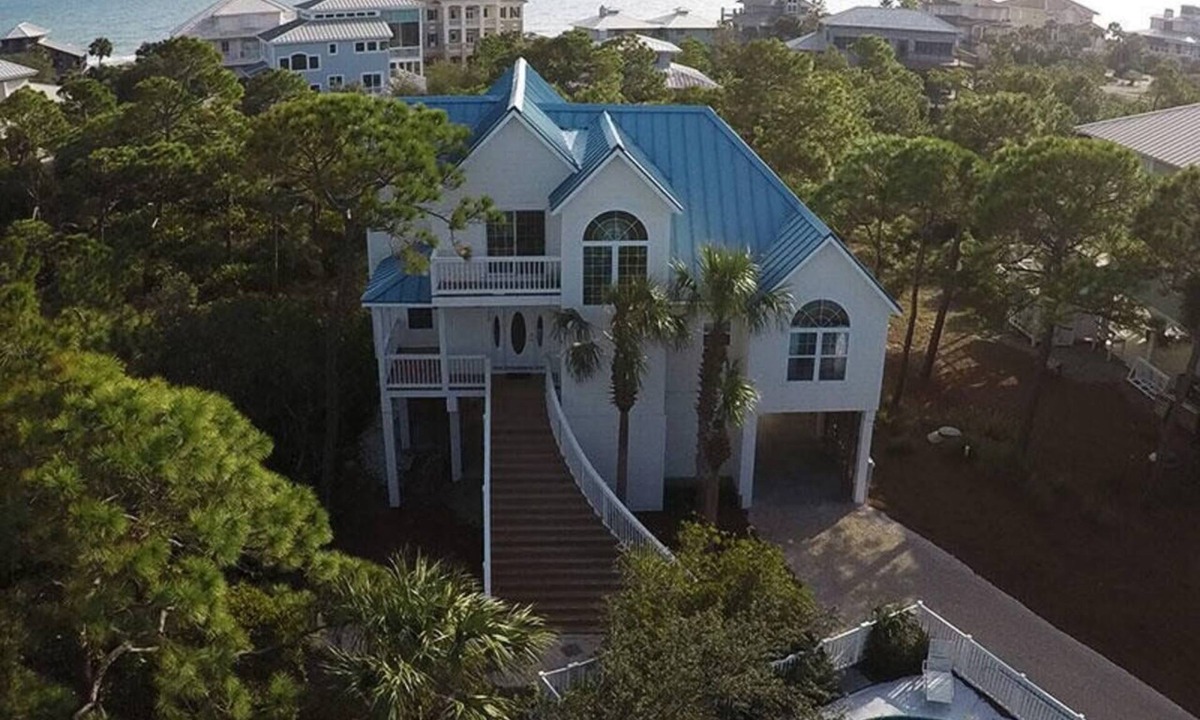 Plantation House | Vitamin Sea! Private Pool!
