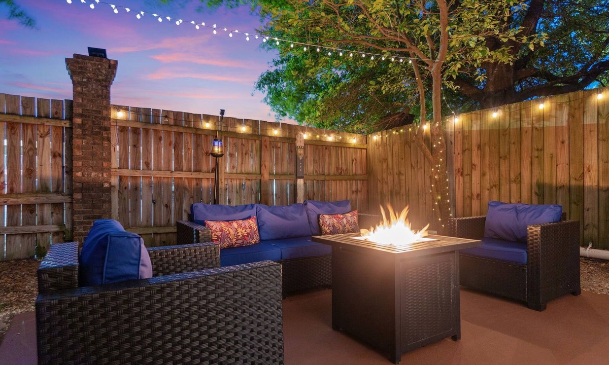 Fort Walton Beach House | VR, Arcade, Minutes to Everything!