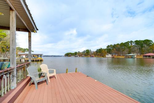 Smith County House | Wake Up on the Water! Lake Tyler East Hideaway