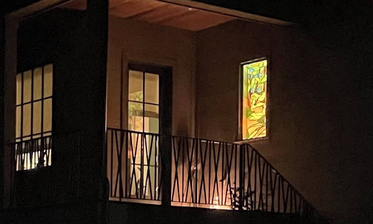Oxford Cottage | Walk to Oxford Square and Grove on Ole Miss Campus. No stress or parking hassles