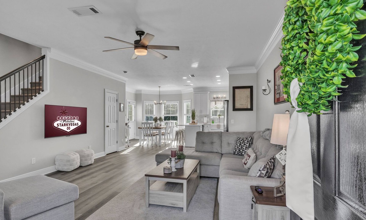 Starkville House | Waterfront 4BR Home Near MSU
