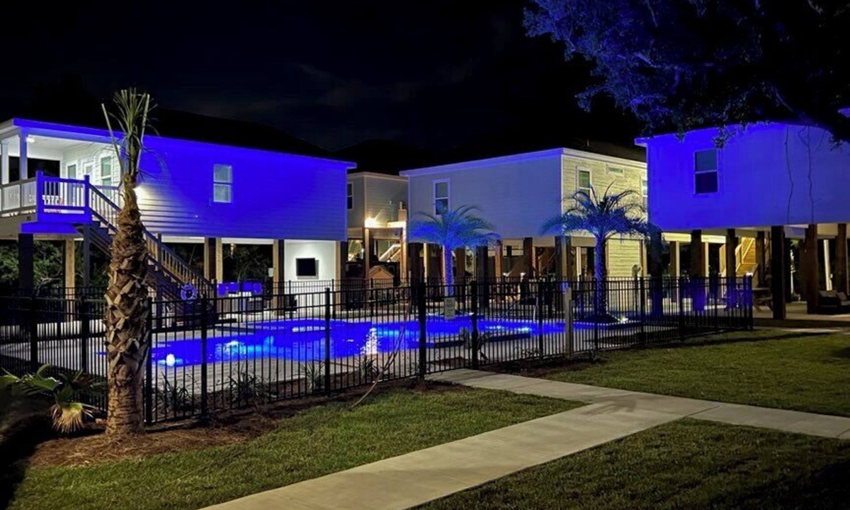 Waveland House | Waveland Beach Cottage B