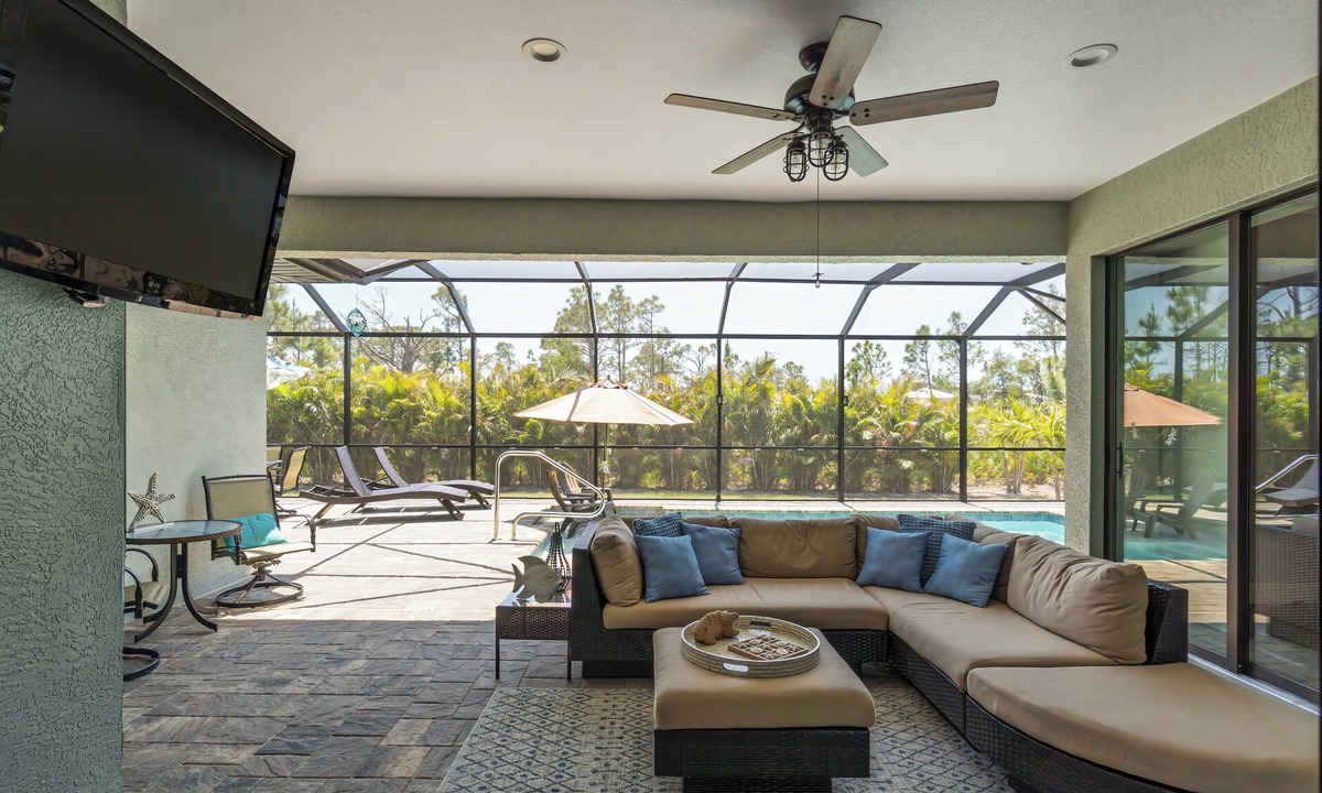 Port Charlotte House | Welcome to our vacation retreat Southern Haven. We are located in South Gulf Cove of Port Charlotte