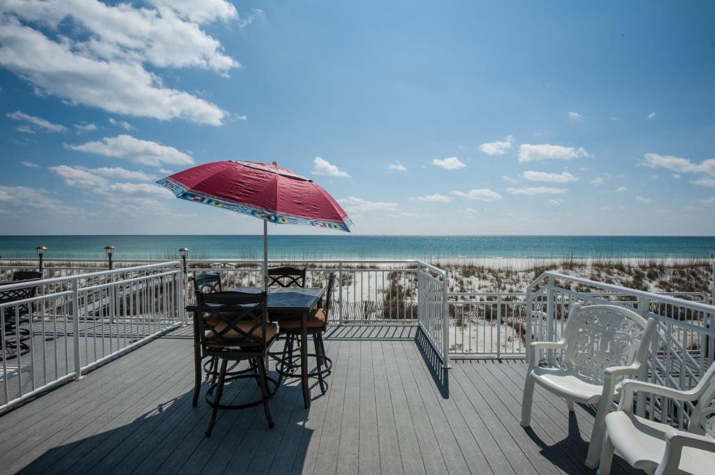 White Sands House | White Sands 8 (427) 4 bedroom/3 bathroom Gulf Front Townhouse