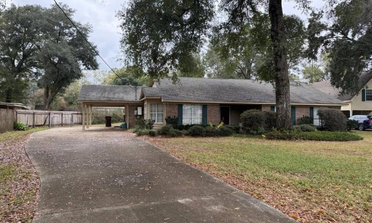 Satsuma House | WildFlower Inn