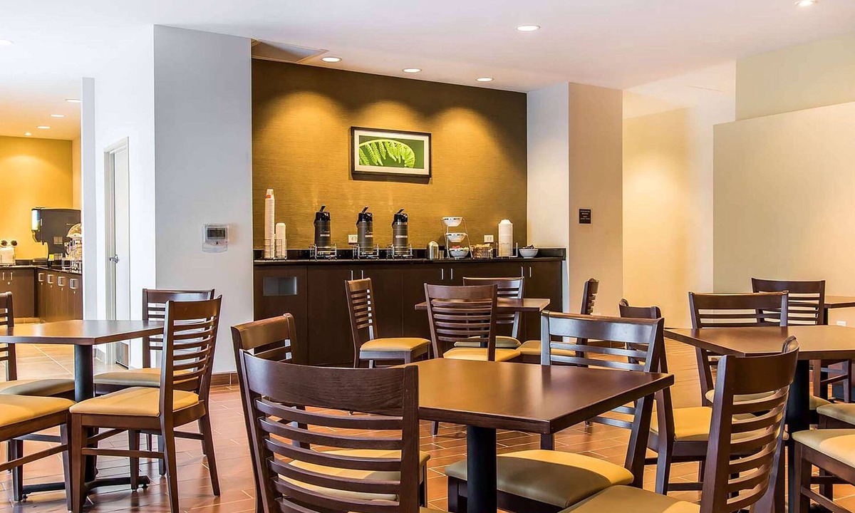 Jonesboro Hotel | Wingate by Wyndham Jonesboro/Hodge