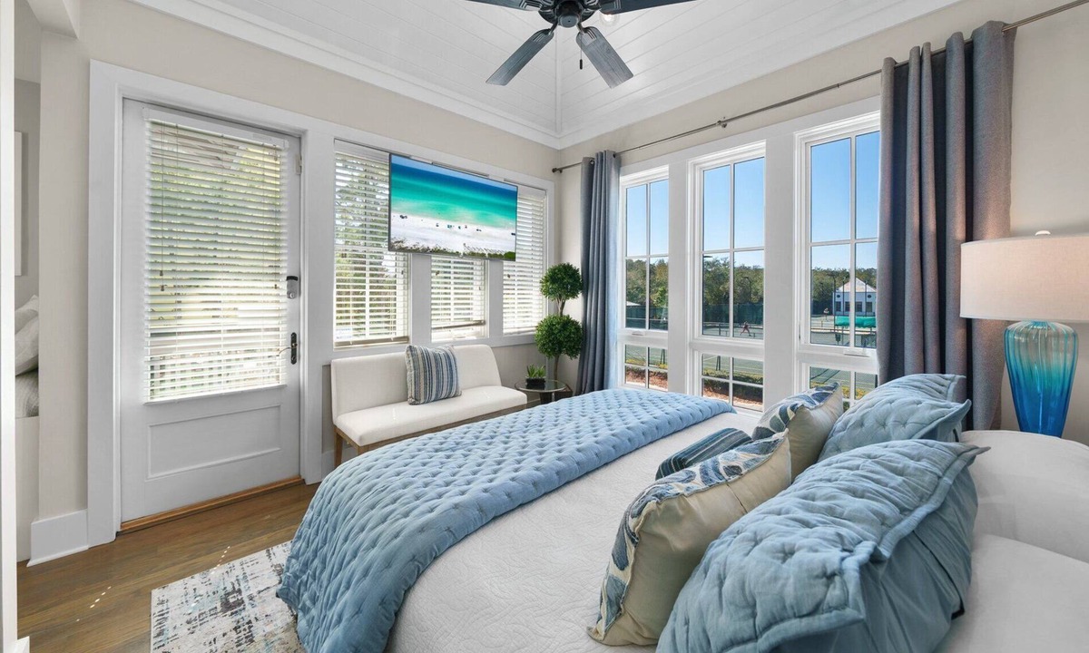 Winston At Rosemary Carriage | Rosemary Beach