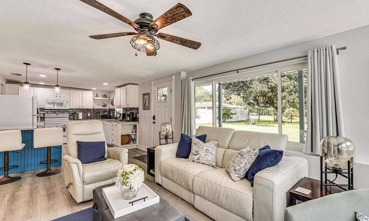Citrus Springs Cottage | Withlacoochee River Retreat w/Dock: Paddle & Fish
