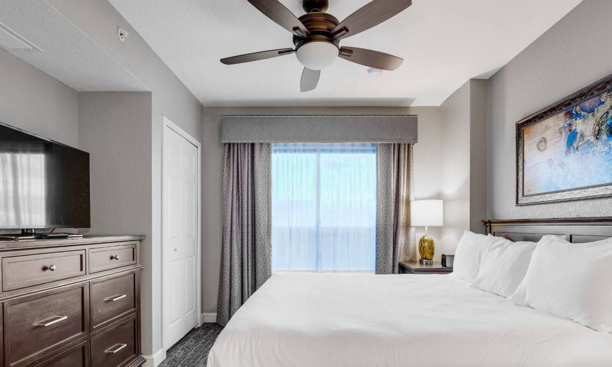 Lake Buena Vista Resort | Wyndham Bonnet Creek -Lazy River, Mini Golf, Pools– Steps from Disney Magic-2 Bd
