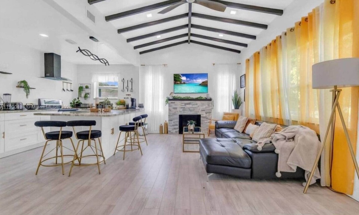 Liberty City House | Wynwood Escape Built for long-term stay