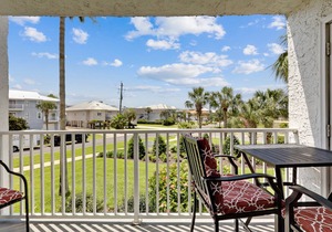 109 m² Condo ∙ 2 bedrooms ∙ 6 guests