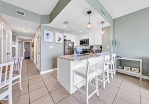 🌊 15th Floor Gulf Front-Beach Front Pools-Covered Parking-1BR Seychelles 1504🌊