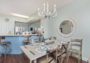 1702 Celadon Gulf Views, 2 BR, 2 BA Bonus BUNK ROOM, FREE Seasonal Beach Service