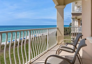 180 degree views of the white sugar sand beaches + Free Attraction Tickets!