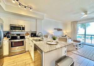 1st Floor! CELADON BEACH ~2 Private Parking Spaces ~ FREE Beach Chair Service!