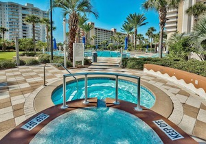 214 m² Condo ∙ 3 bedrooms ∙ 8 guests