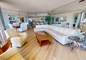 223 m² Condo ∙ 3 bedrooms ∙ 8 guests