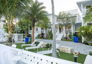 3 Bed 3 Bath Condo @ Bayfront Suites - NO CLEANING FEE (Non-Waterfront)