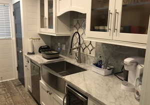 3 Bedroom 2.5 Bath with high end finishings #94. 1umb 2chair 3/1to11/1/21