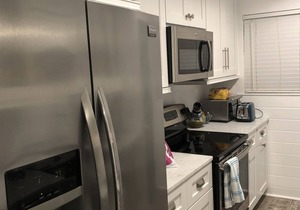 3 Bedroom 2.5 Bath with high end finishings #94. 1umb 2chair 3/1to11/1/21
