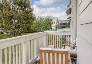 3 bedroom, with golf cart, across from the Hub, 30A