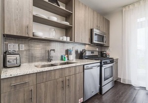 30A Condo, Nicely Decorated, Great Location!