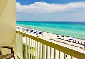 406 Celadon 1 Bedroom with KING BED and 2 Baths + bunks & FREE BEACH SERVICE!