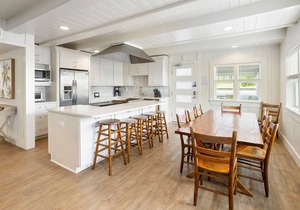 7 Br Gulf Front Beach Home. Family Friendly and affordable. Pets Considered.