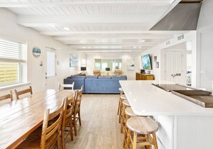 7 Br Gulf Front Beach Home. Family Friendly and affordable. Pets Considered.