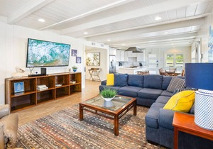 7 Br Gulf Front Beach Home. Family Friendly and affordable. Pets Considered.