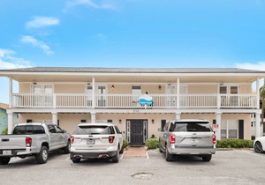 83 m² Condo ∙ 2 bedrooms ∙ 6 guests