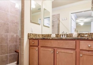 833 Bonita National Condo