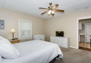 8th Ave Cottage