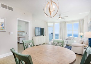 94 m² Condo ∙ 2 bedrooms ∙ 6 guests